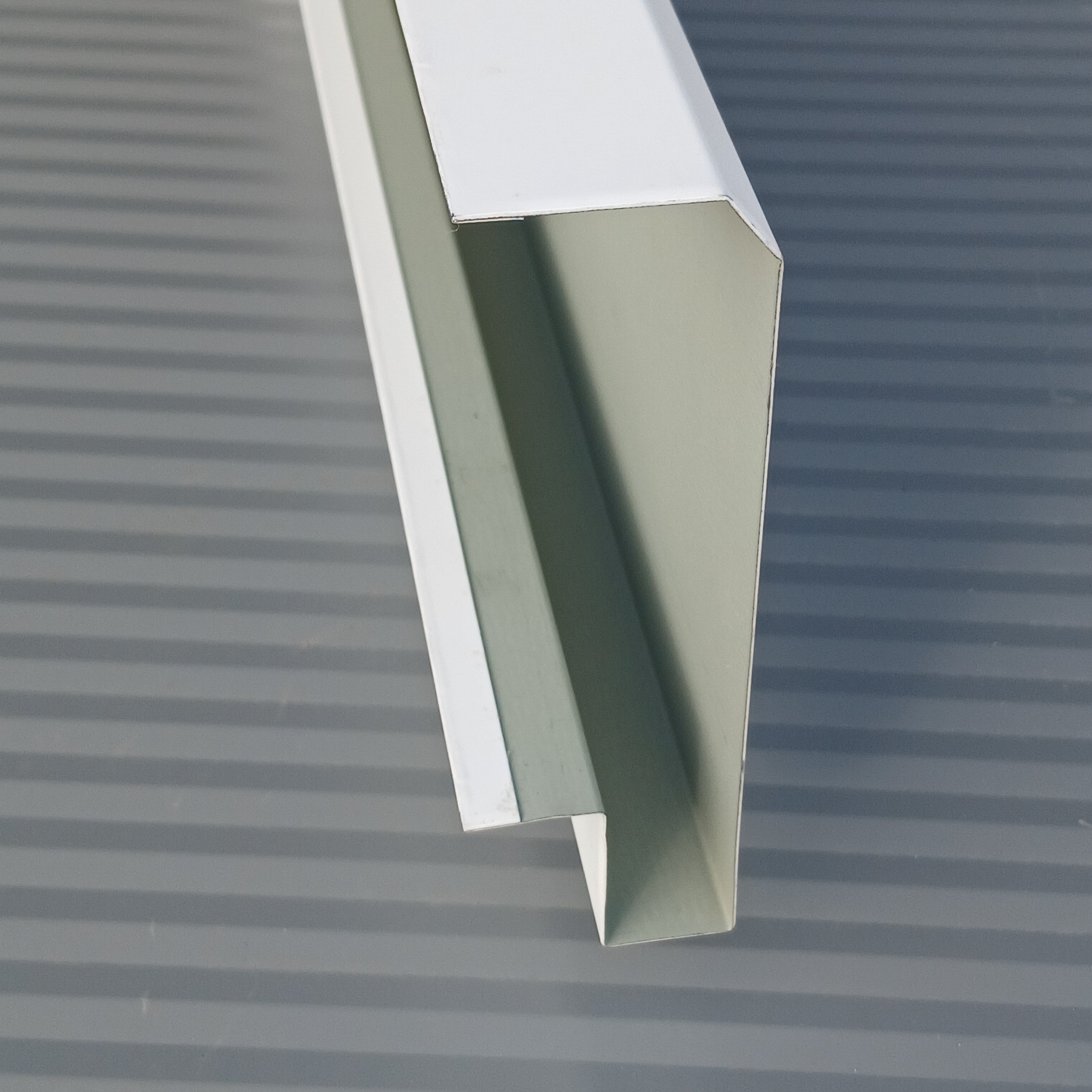 Gotero Frontal para ISODEC (EPS & PIR)