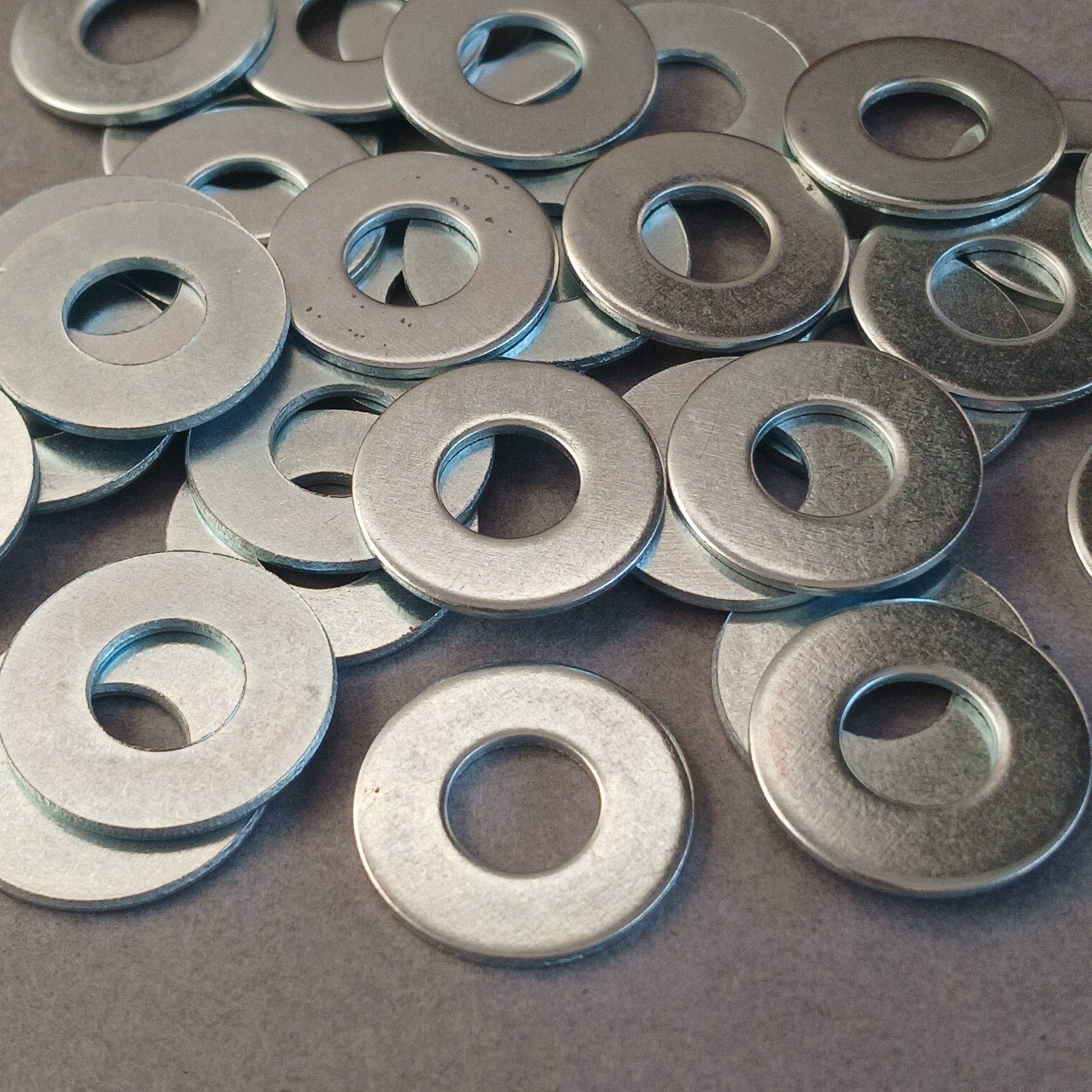 Arandela Plana Galvanizada 3/8"