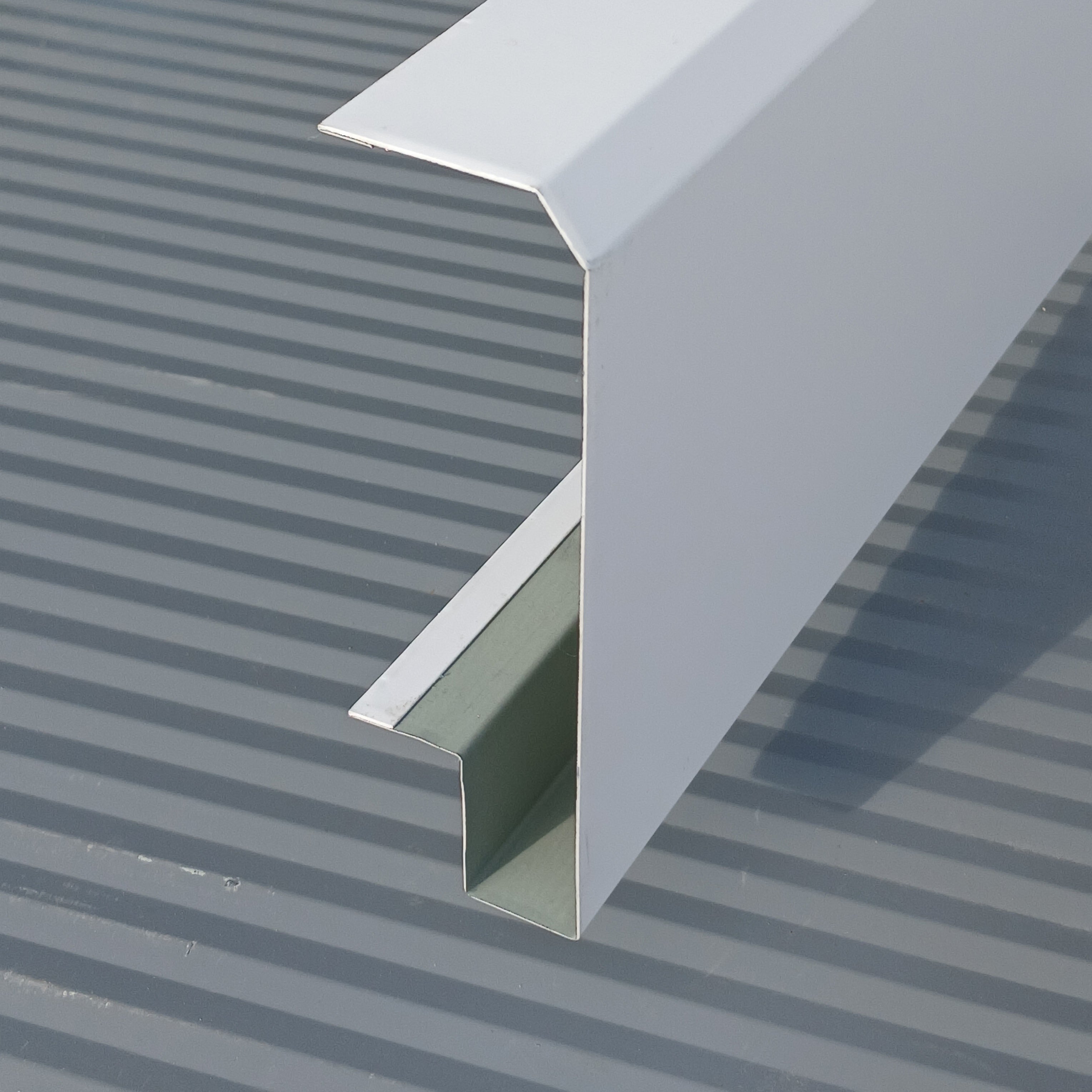 Gotero Frontal para ISODEC (EPS & PIR)