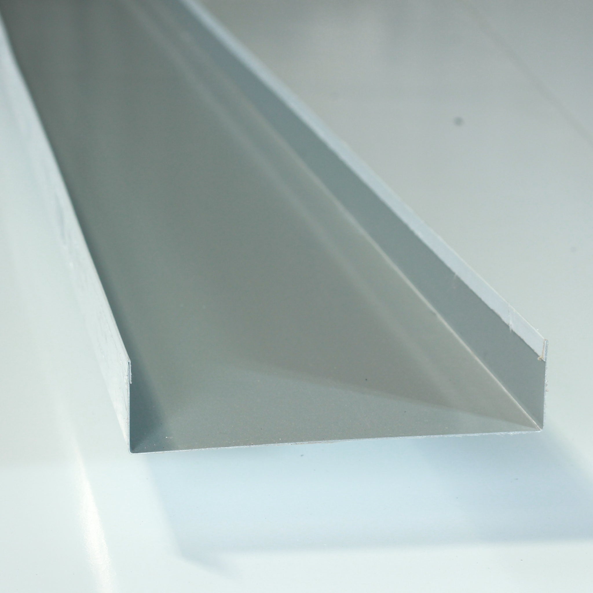 PERFIL U - (ISOPANEL - ISOWALL - ISOFRIG)