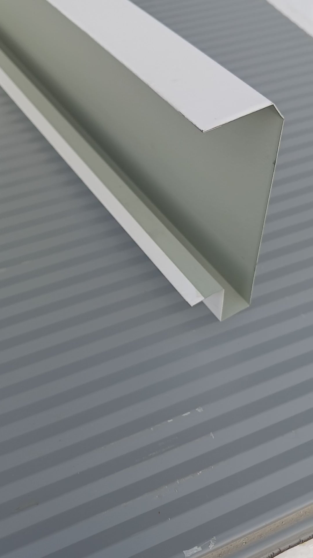 Gotero Frontal para ISODEC (EPS & PIR)